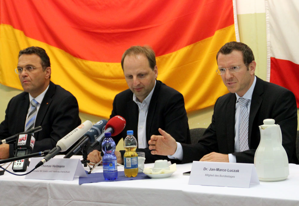 tl_files/images/news/Pressekonferenz.jpg